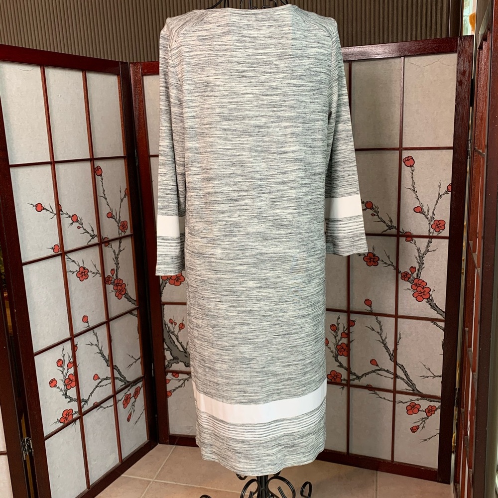 Cute and comfy dress - Picture 3 of 3